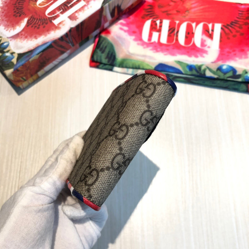 Gucci   Luxury Bags  891