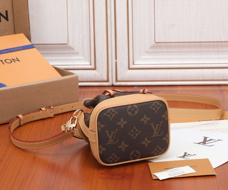 Alice bags- Louis Vuittons  - 16805