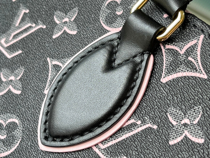 Alice Bags- Louis Vuittons  - 16485