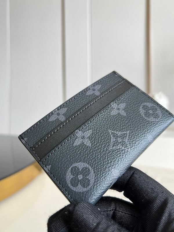 Alice Bags- Louis Vuittons  - 16268
