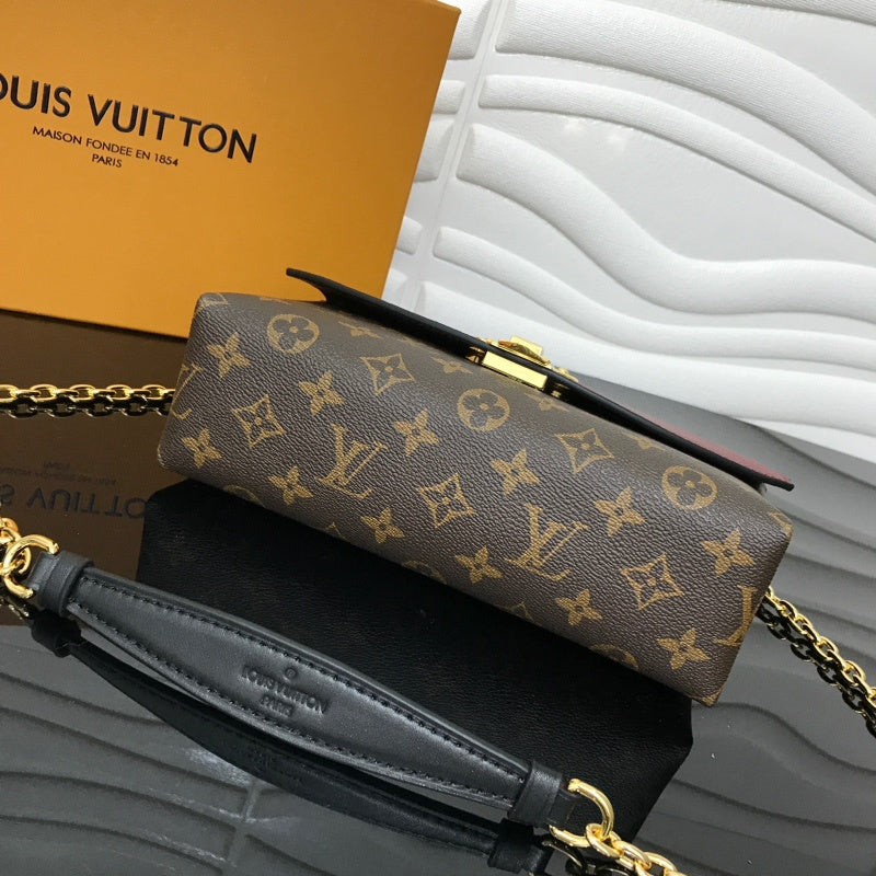 Alice Bags- Louis Vuittons  - 16559