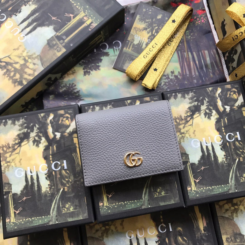 Gucci   Luxury Bags  904