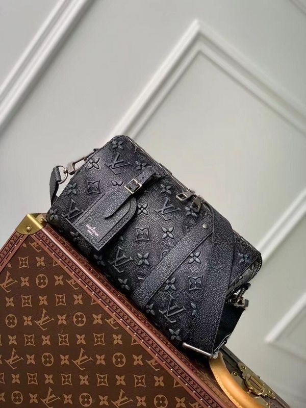 Alice Bags- Louis Vuittons  - 15960