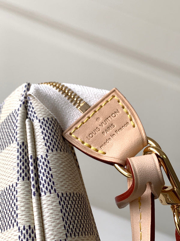 Alice Bags- Louis Vuittons  - 16295
