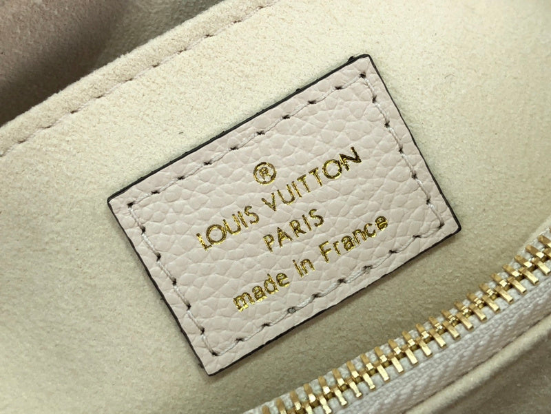 Alice Bags- Louis Vuittons  - 16726