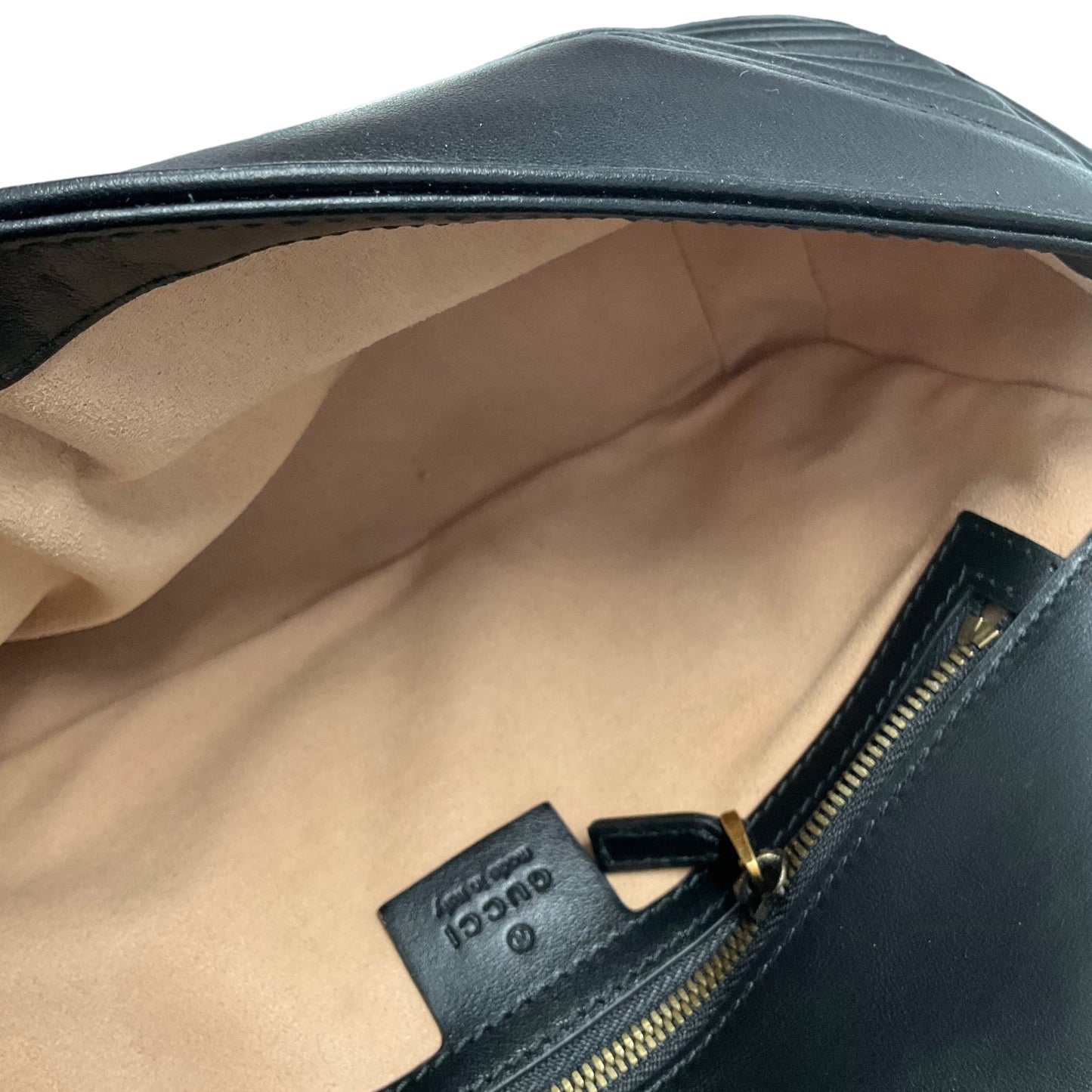 Gucci Small Marmont Shoulder Bag