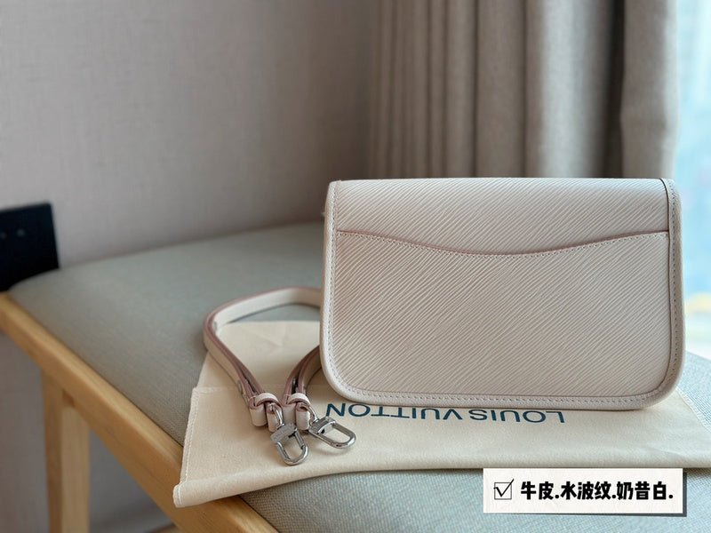 Alice bags - Louis Vuittons  - 14936