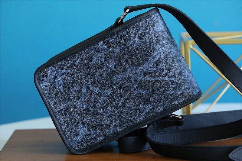 Alice bags - Louis Vuittons  - 10304