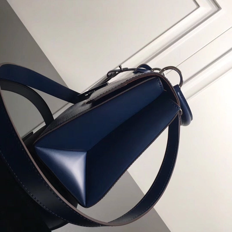 Alice Bags- Louis Vuittons  - 15857