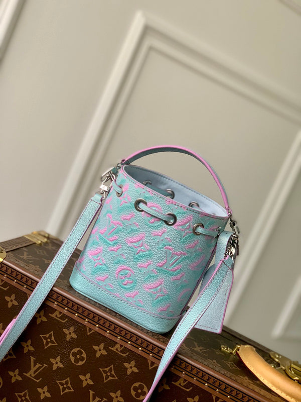 Alice Bags- Louis Vuittons  - 16482