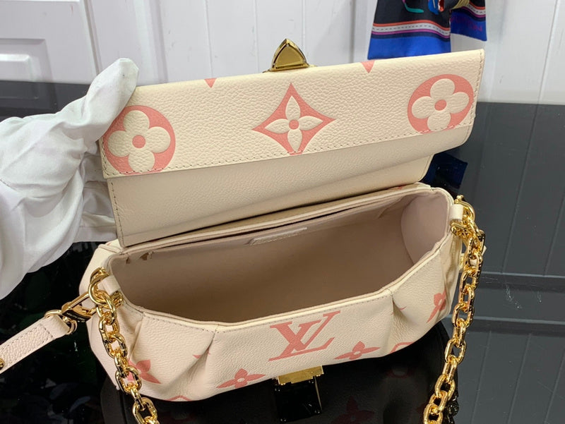 Alice bags - Louis Vuittons  - 15818