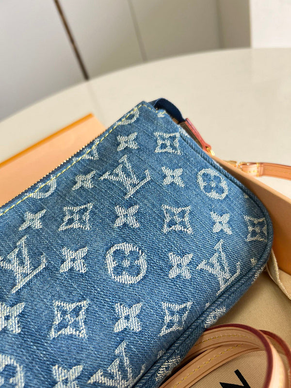 Alice Bags- Louis Vuittons  - 16227
