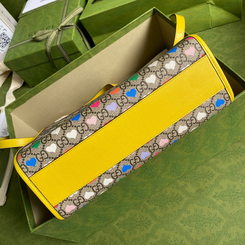 Gucci   Luxury Bags  1072