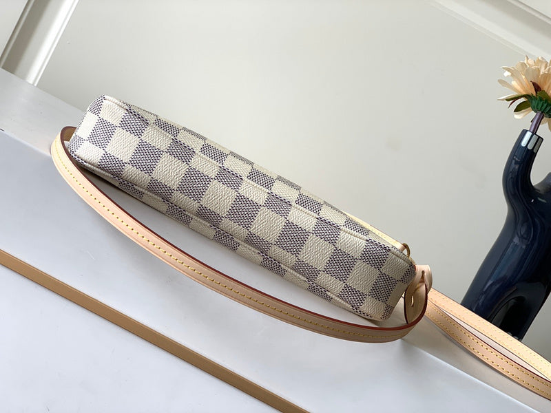 Alice Bags- Louis Vuittons  - 16295