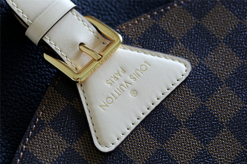Alice bags - Louis Vuittons  - 7849