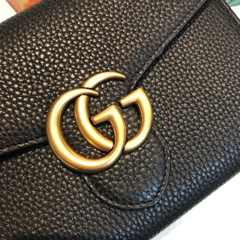 Gucci   Luxury Bags  957
