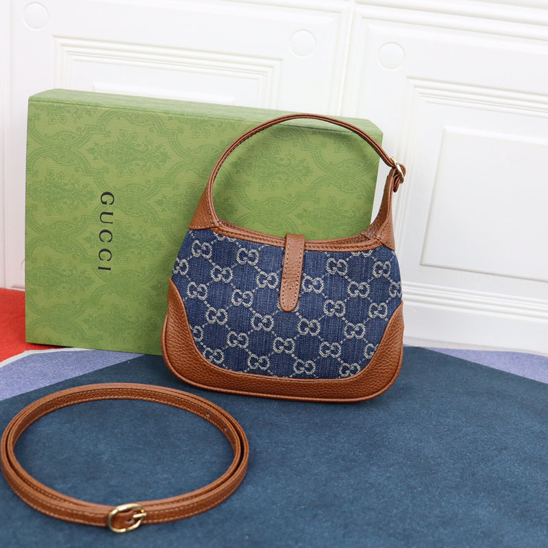 Gucci   Luxury Bags  1286