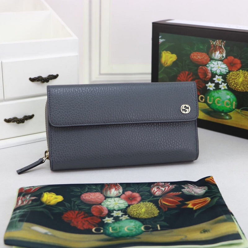Gucci   Luxury Bags  927