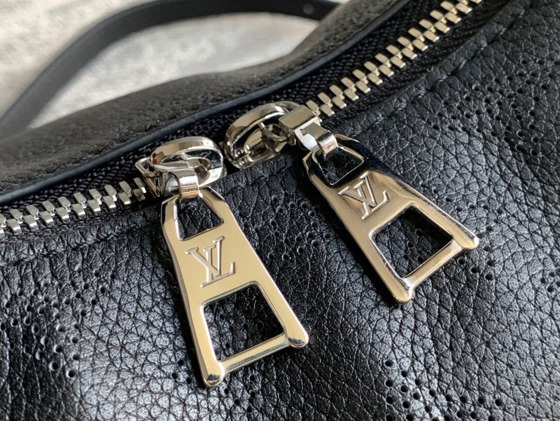 Alice Bags- Louis Vuittons  - 16384
