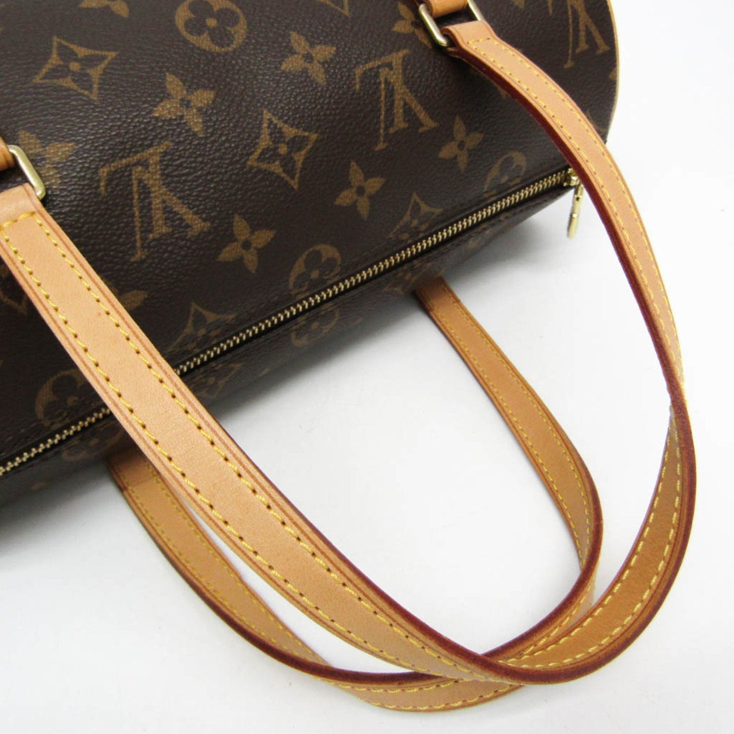 Louis Vuitton    Handbag