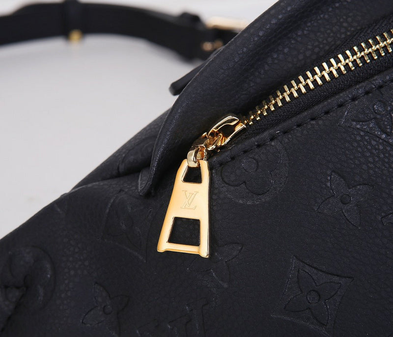 Alice bags - Louis Vuittons  - 15569