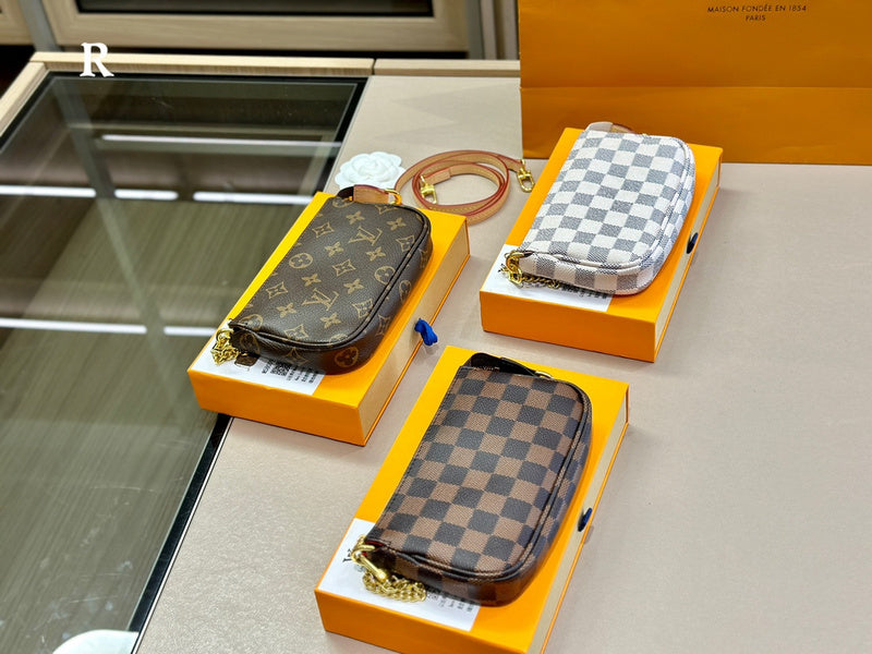 Alice bags - Louis Vuittons  - 15010
