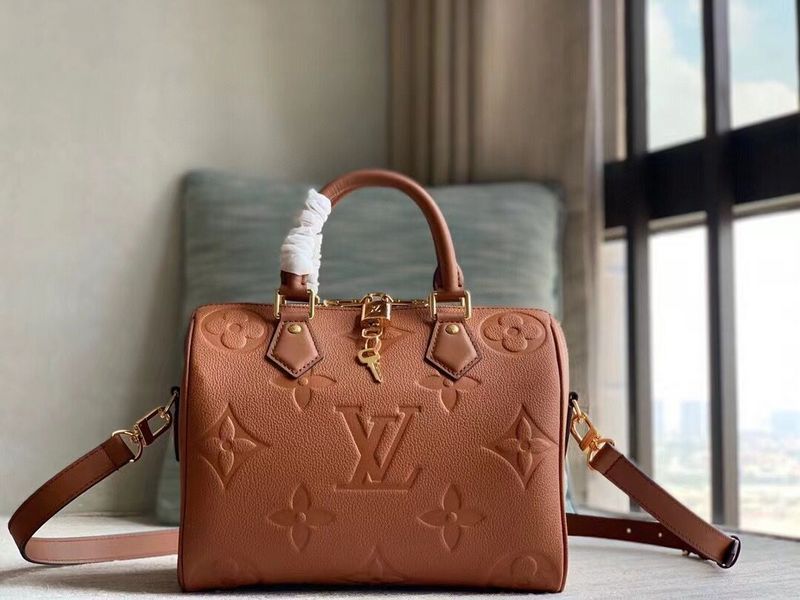 Alice Bags- Louis Vuittons  - 16250