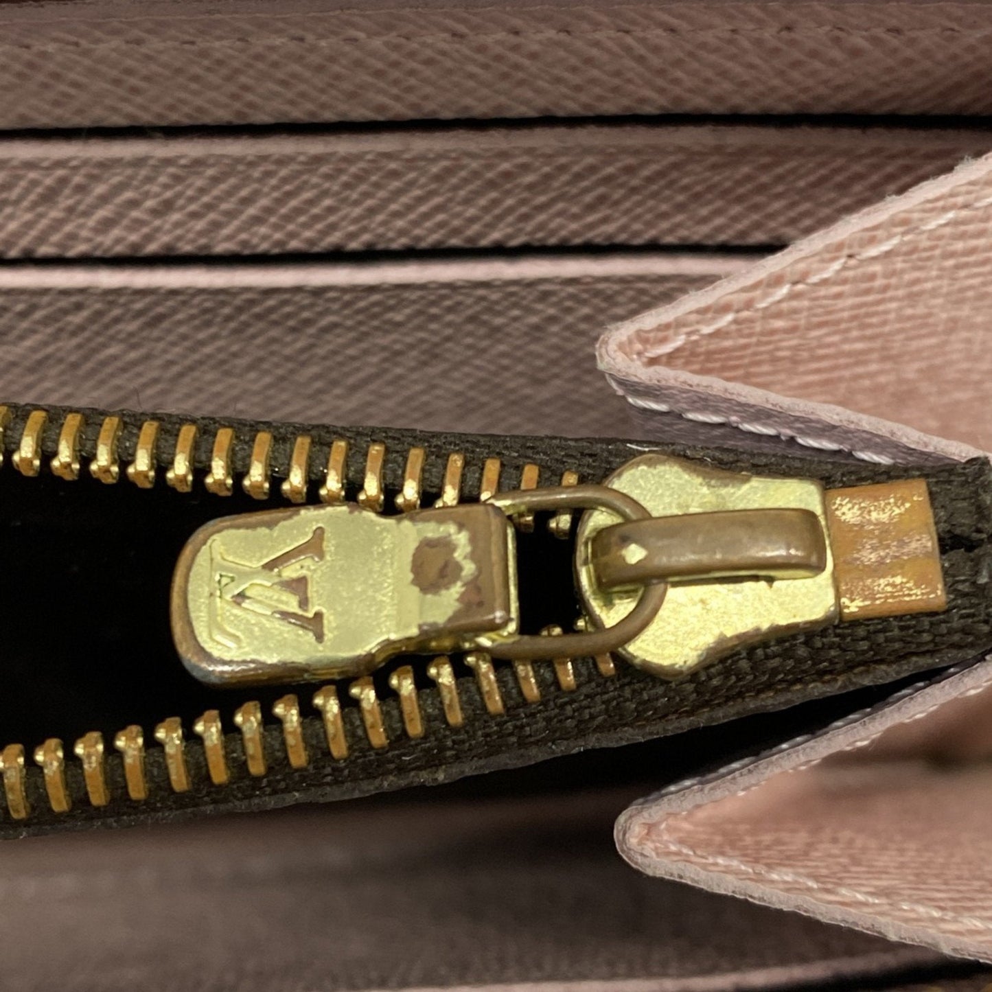 Louis Vuitton  Rose Ballerine Long Wallet (Bi-Fold)