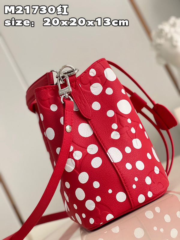 AliceBags- Louis Vuittons  - 15917