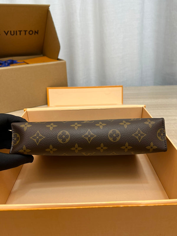 Alice bags- Louis Vuittons  - 16777