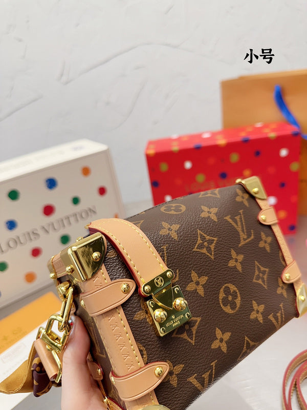 Alice bags - Louis Vuittons  - 14950