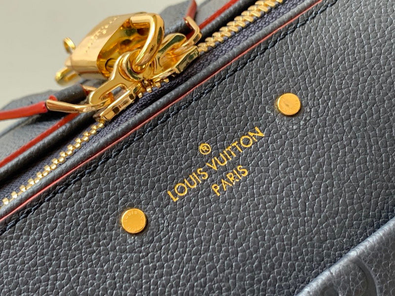 Alice Bags- Louis Vuittons  - 16154