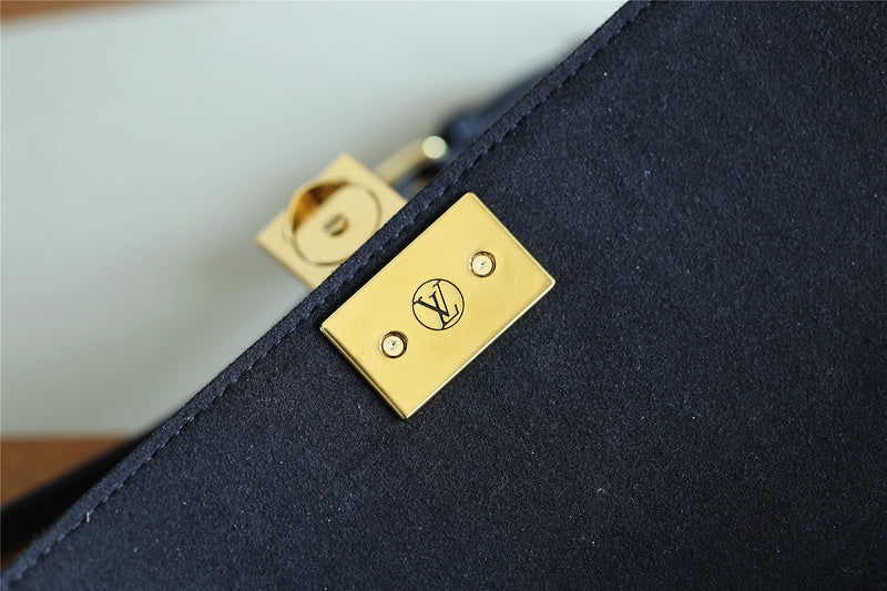 Alice bags - Louis Vuittons  - 7859
