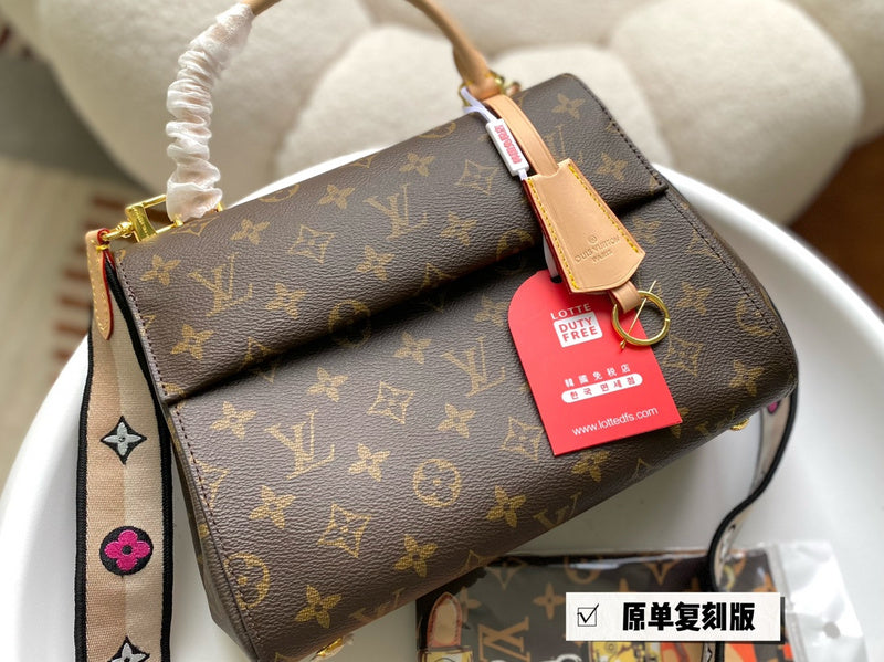 Alice bags - Louis Vuittons  - 14915