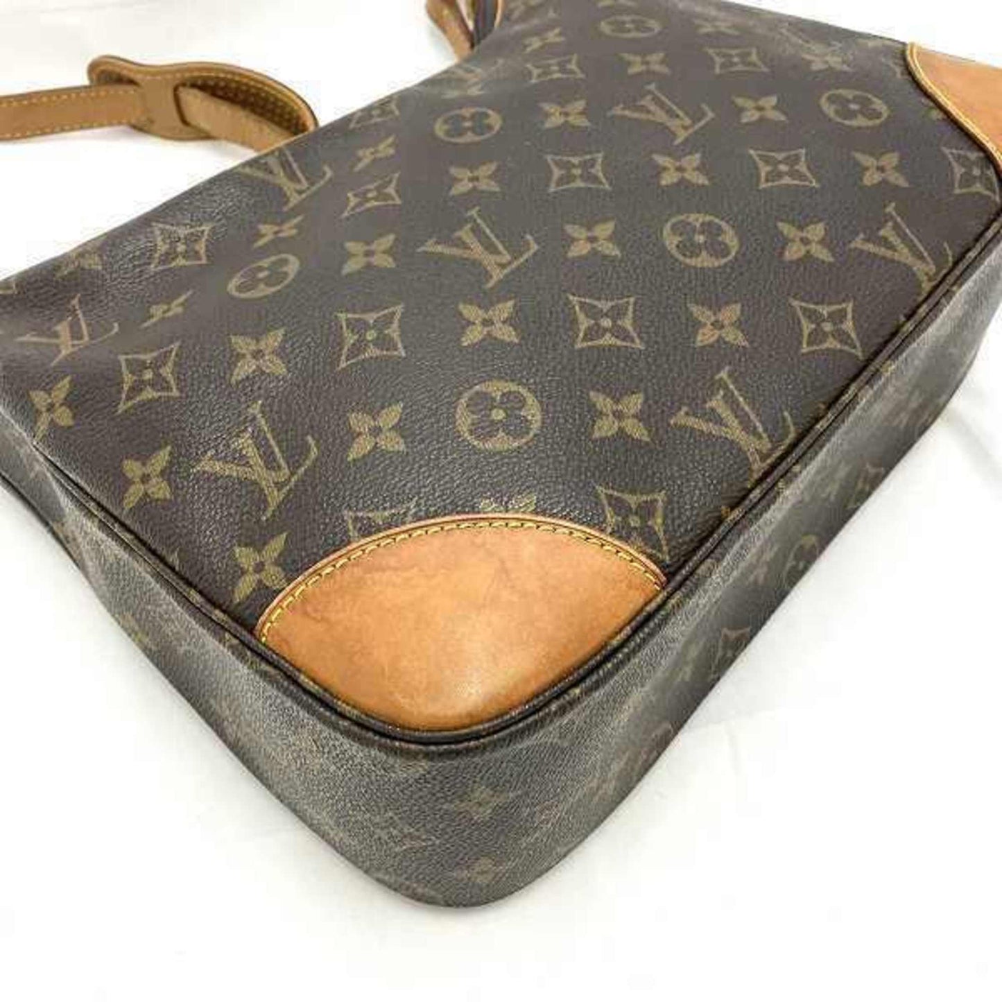 Louis Vuitton  Shoulder Bag