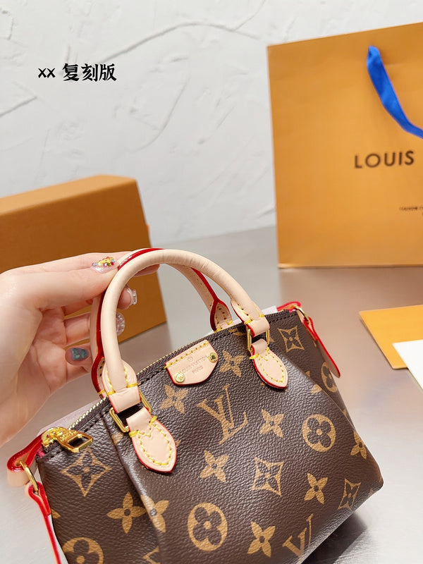 Alice bags - Louis Vuittons  - 14918