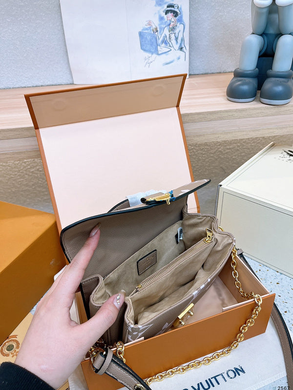 Alice bags - Louis Vuittons  - 15113
