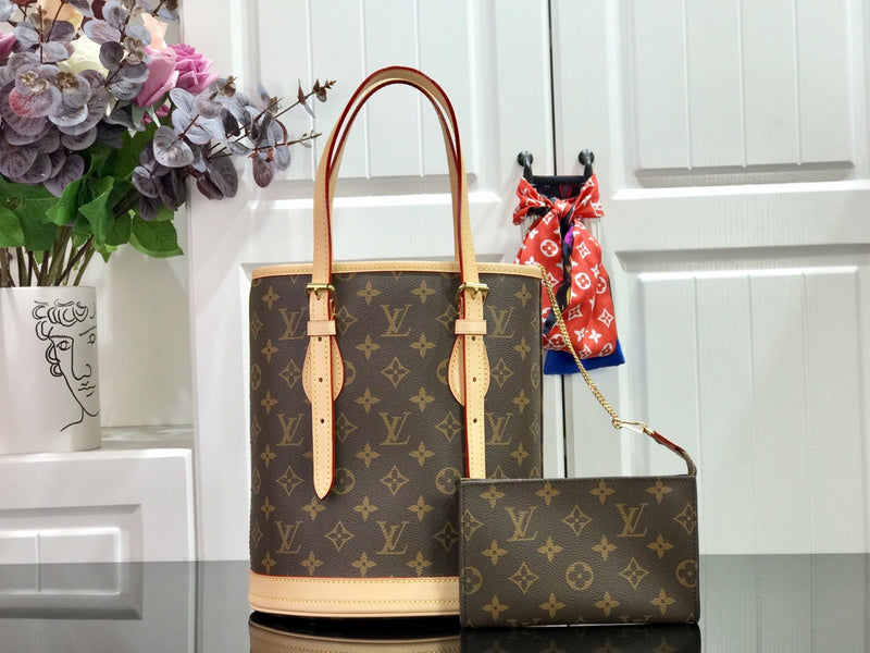 AliceBags- Louis Vuittons  - 16408