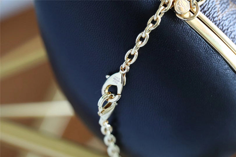 Alice bags - Louis Vuittons  - 9422