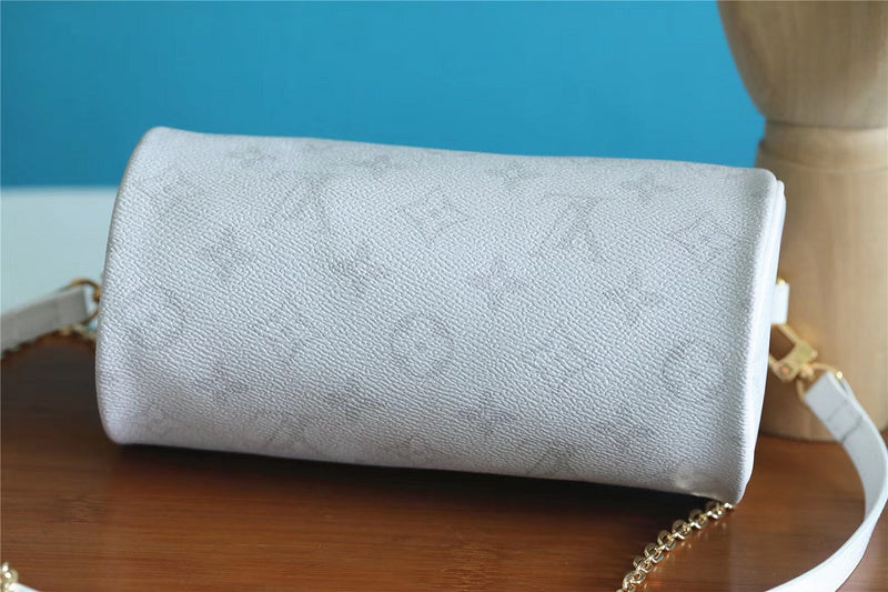 Alice bags - Louis Vuittons  - 7976