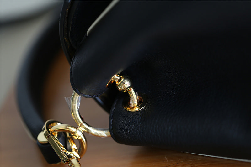 Alice bags - Louis Vuittons  - 7945