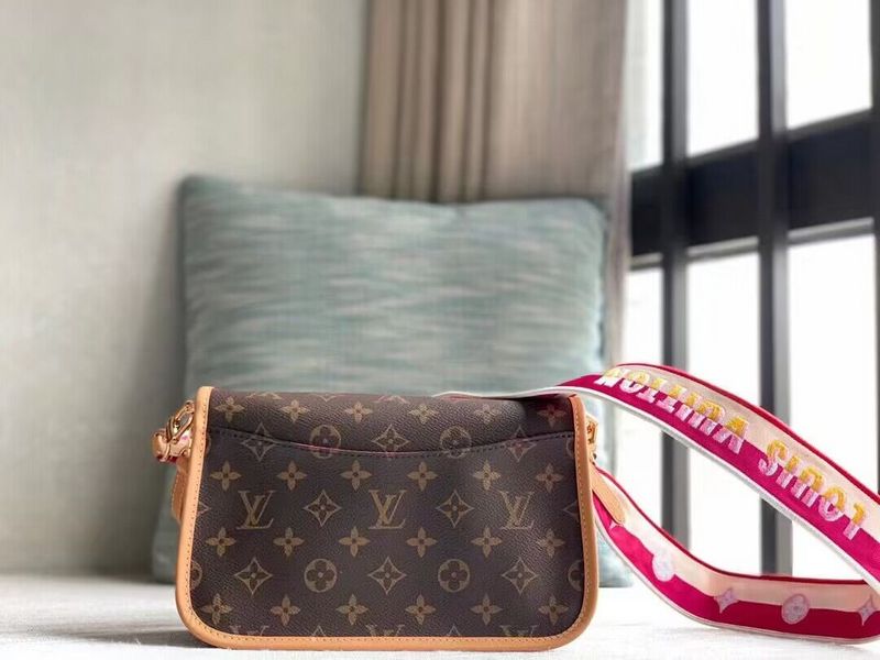 Alice bags - Louis Vuittons  - 15619