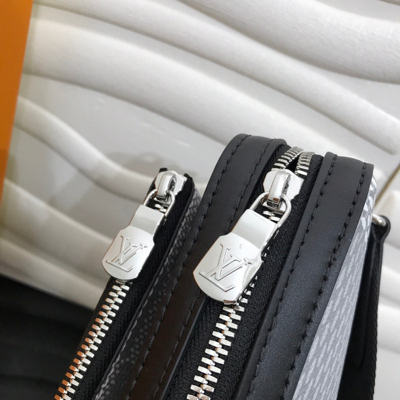 Alice Bags- Louis Vuittons  - 16281