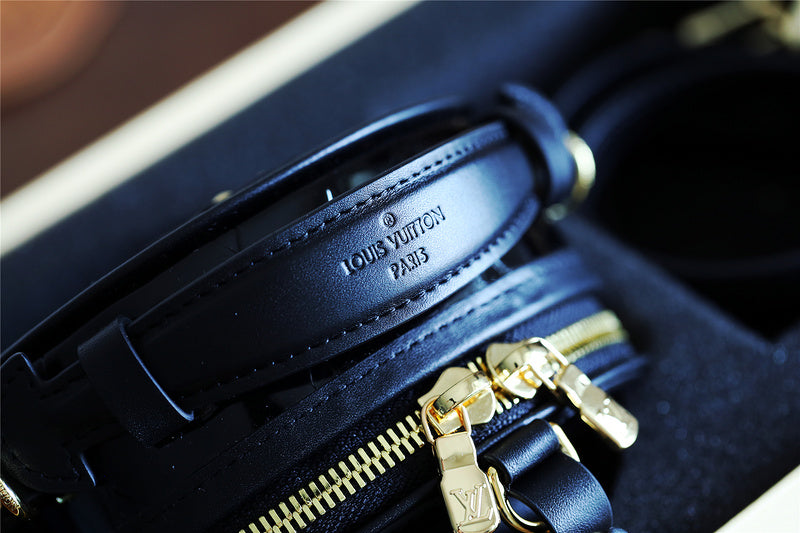 Alice bags - Louis Vuittons  - 9397