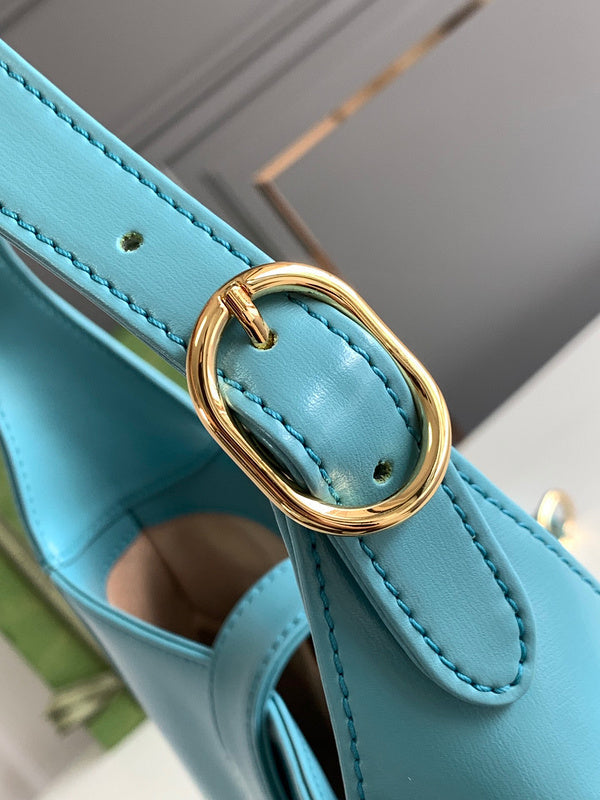 Gucci   Luxury Bags  963