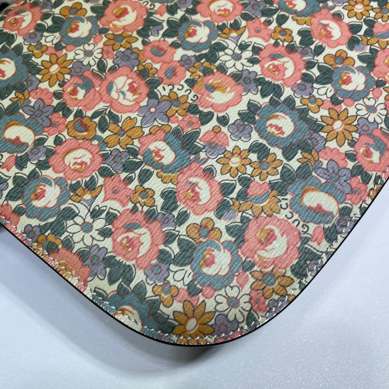 Gucci   Luxury Bags  1089