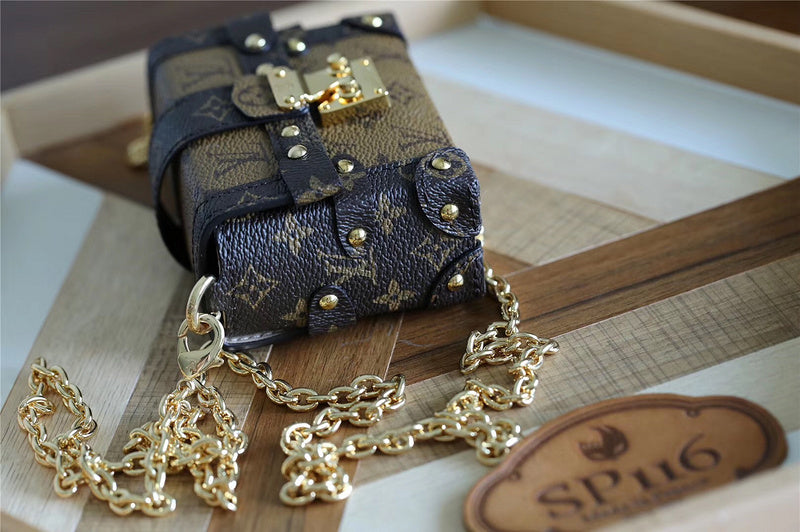 Alice bags - Louis Vuittons  - 9319