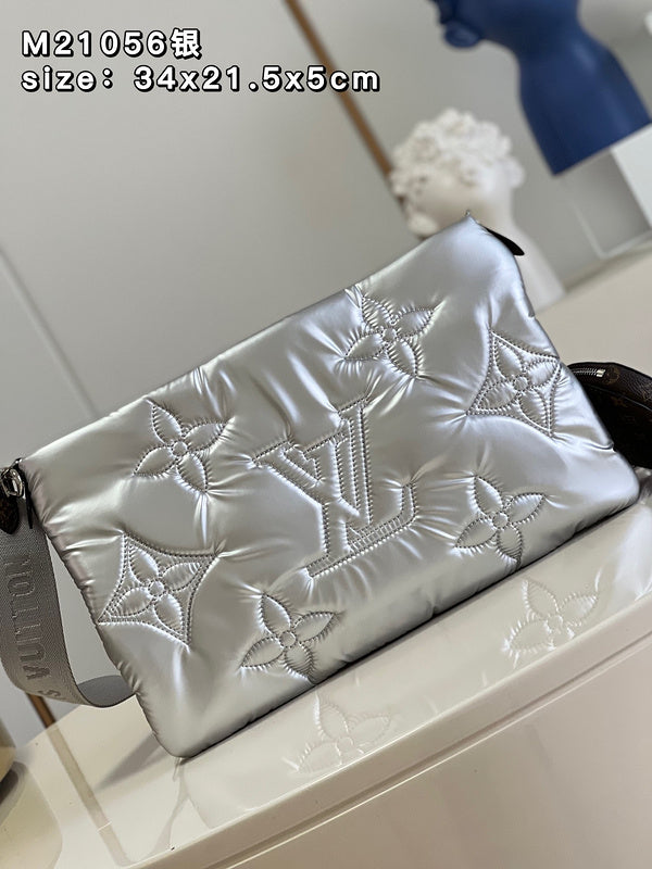 Alice Bags- Louis Vuittons  - 16094