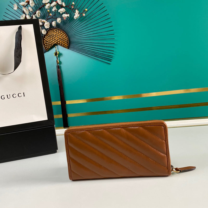 Gucci   Luxury Bags  941
