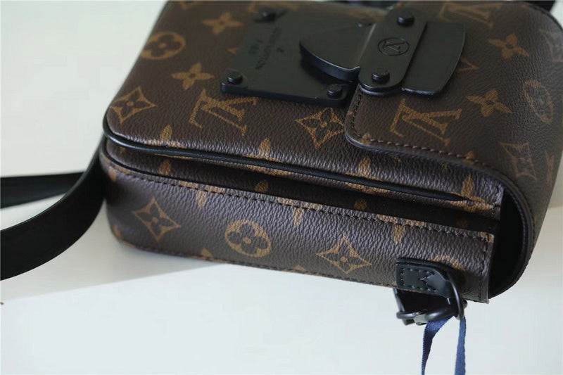 Alice bags - Louis Vuittons  - 10077